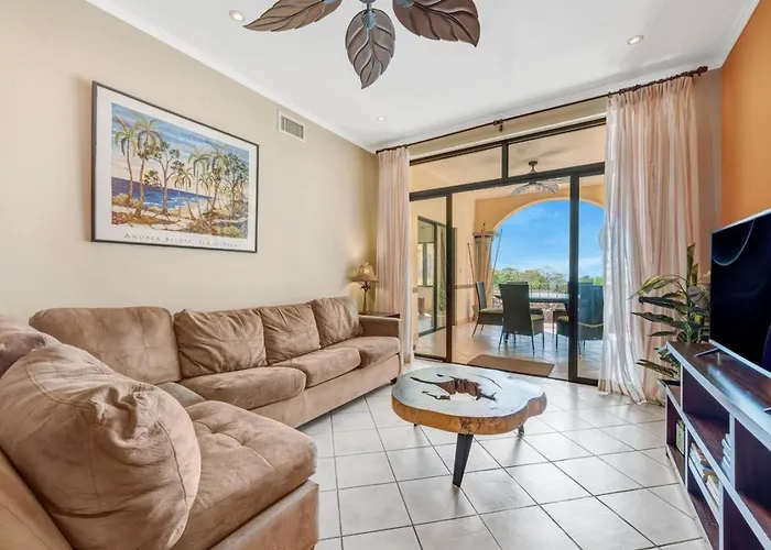 Stunning Two-bedroom Penthouse With Ocean Views